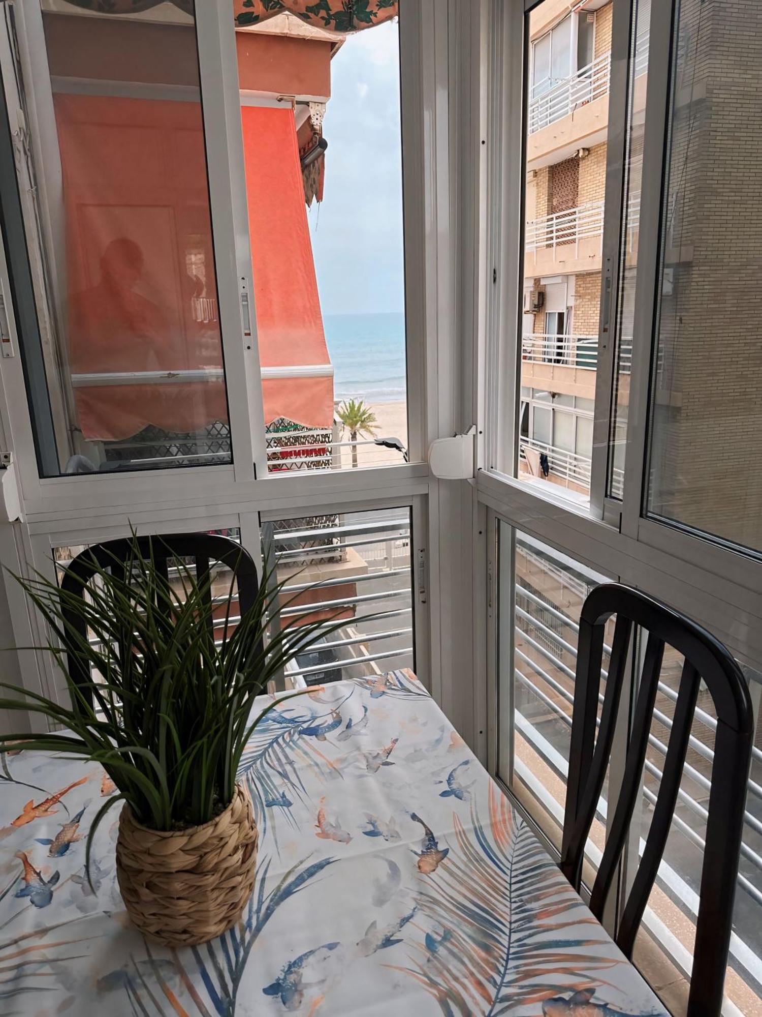 50 Pasos Hacia El Mar Apartman El Campello Kültér fotó